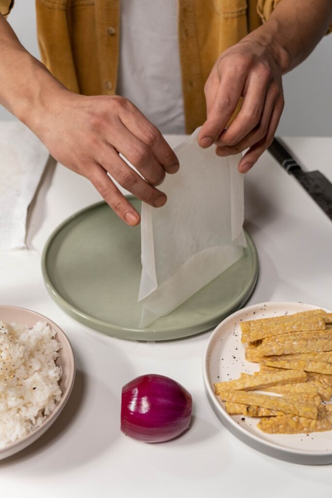 Carta di riso per involtini: ecco come prepararla in casa - Il Cucchiaio  Verde